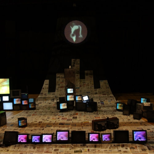 Videoinstallazione per la Scenografia della tragedia Baccanti | collaboration