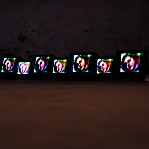 C'è tanta gente che fa domande 3 | installation