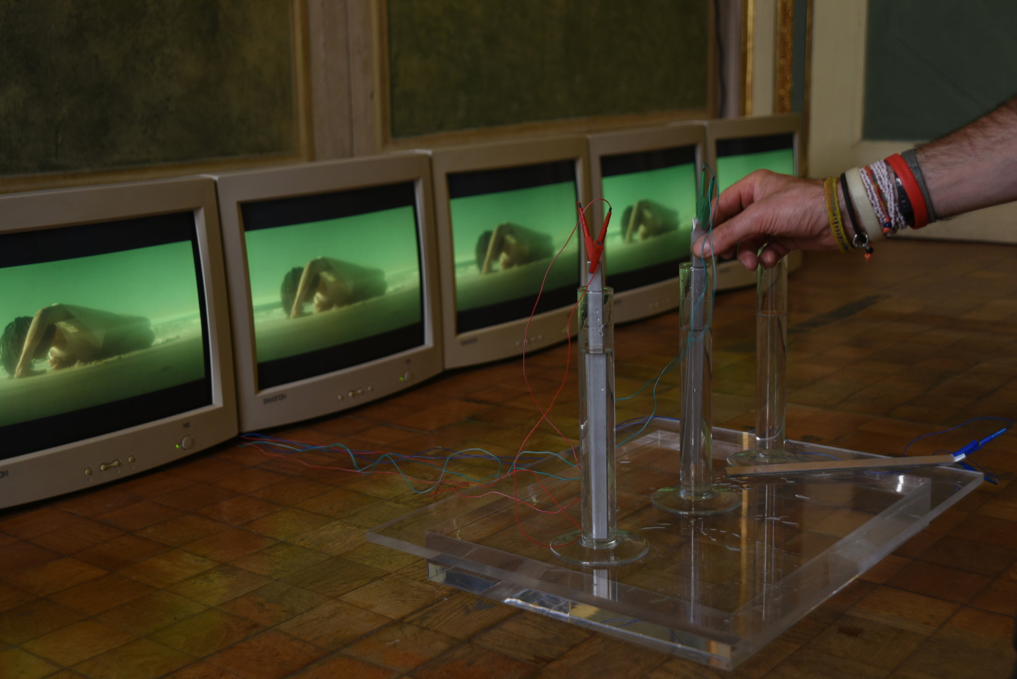 Schiuma d'onda (installazione) @ Complementi di luogo