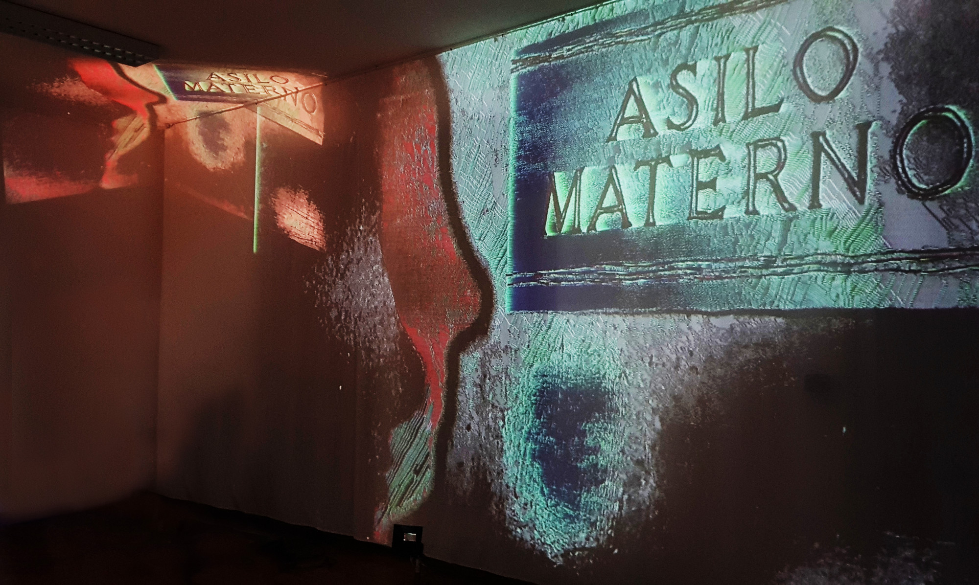 La videoproiezione live @ Living Rooms FlashbackHabitat